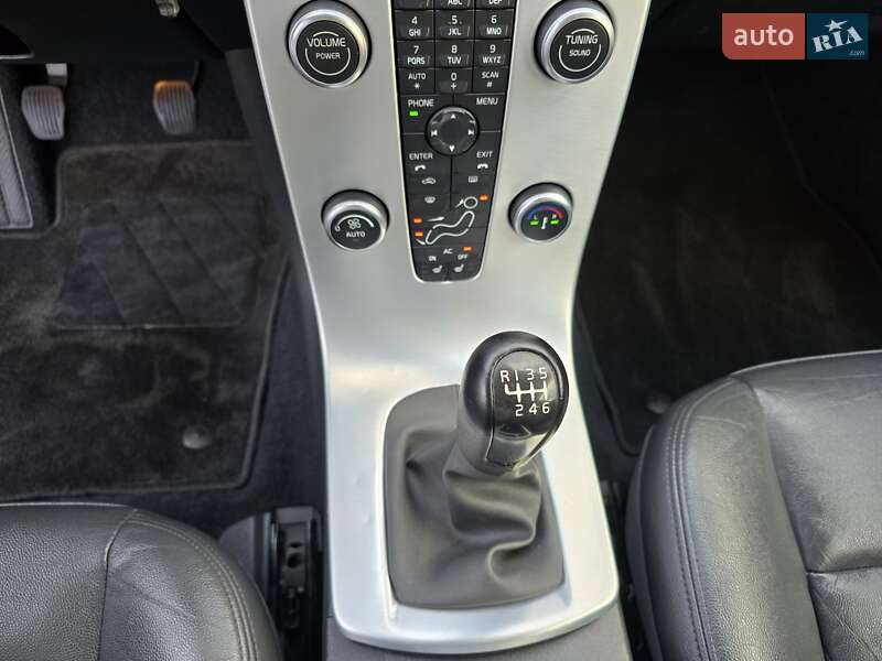 Универсал Volvo V50 2012 в Стрые