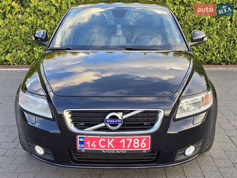 Универсал Volvo V50 2012 в Стрые