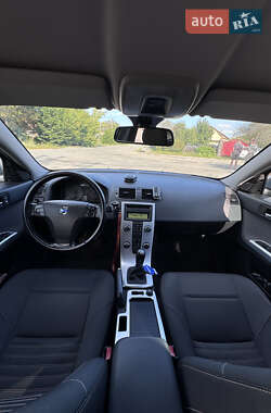 Универсал Volvo V50 2010 в 