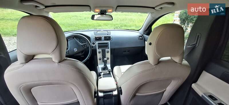 Универсал Volvo V50 2010 в Киеве фото 6 Универсал Volvo V50 2010 в Киеве