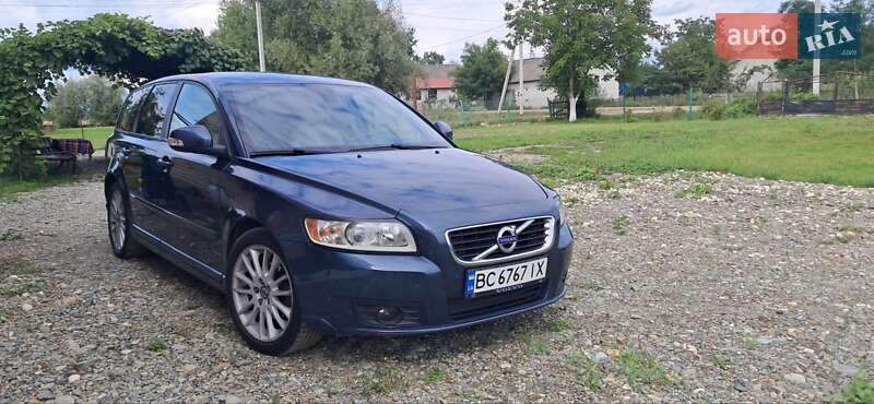 Универсал Volvo V50 2010 в Киеве фото 12 Универсал Volvo V50 2010 в Киеве