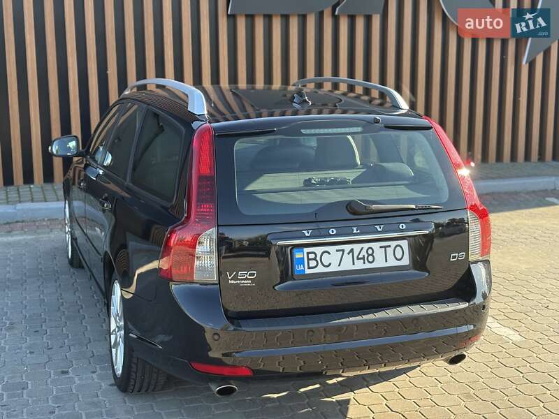 Универсал Volvo V50 2011 в Львове