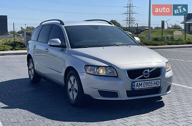 Універсал Volvo V50 2010 в Житомирі