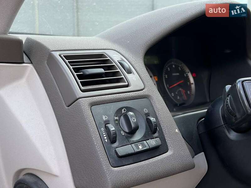 Универсал Volvo V50 2006 в Львове