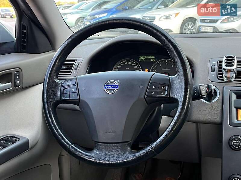 Универсал Volvo V50 2006 в Львове