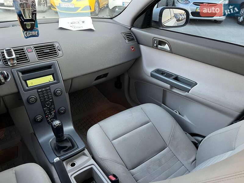 Универсал Volvo V50 2006 в Львове