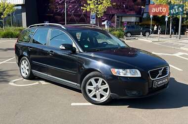 Универсал Volvo V50 2008 в Киеве