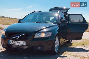 Универсал Volvo V50 2010 в Баре