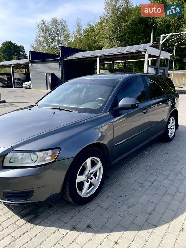 Універсал Volvo V50 2009 в Тячеві