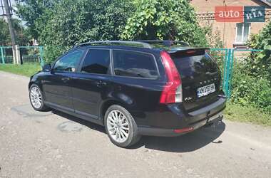 Универсал Volvo V50 2010 в 