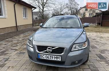 Универсал Volvo V50 2010 в Львове