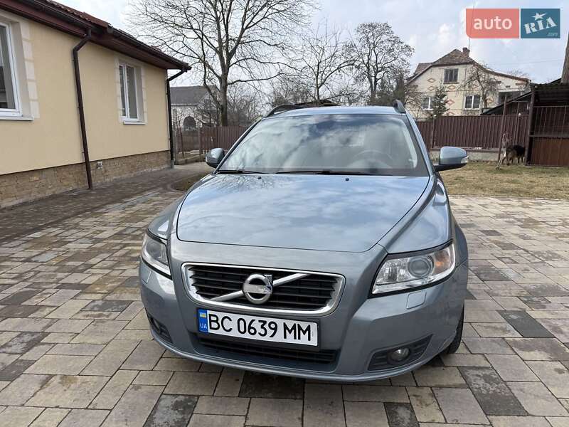 Volvo V50 2010