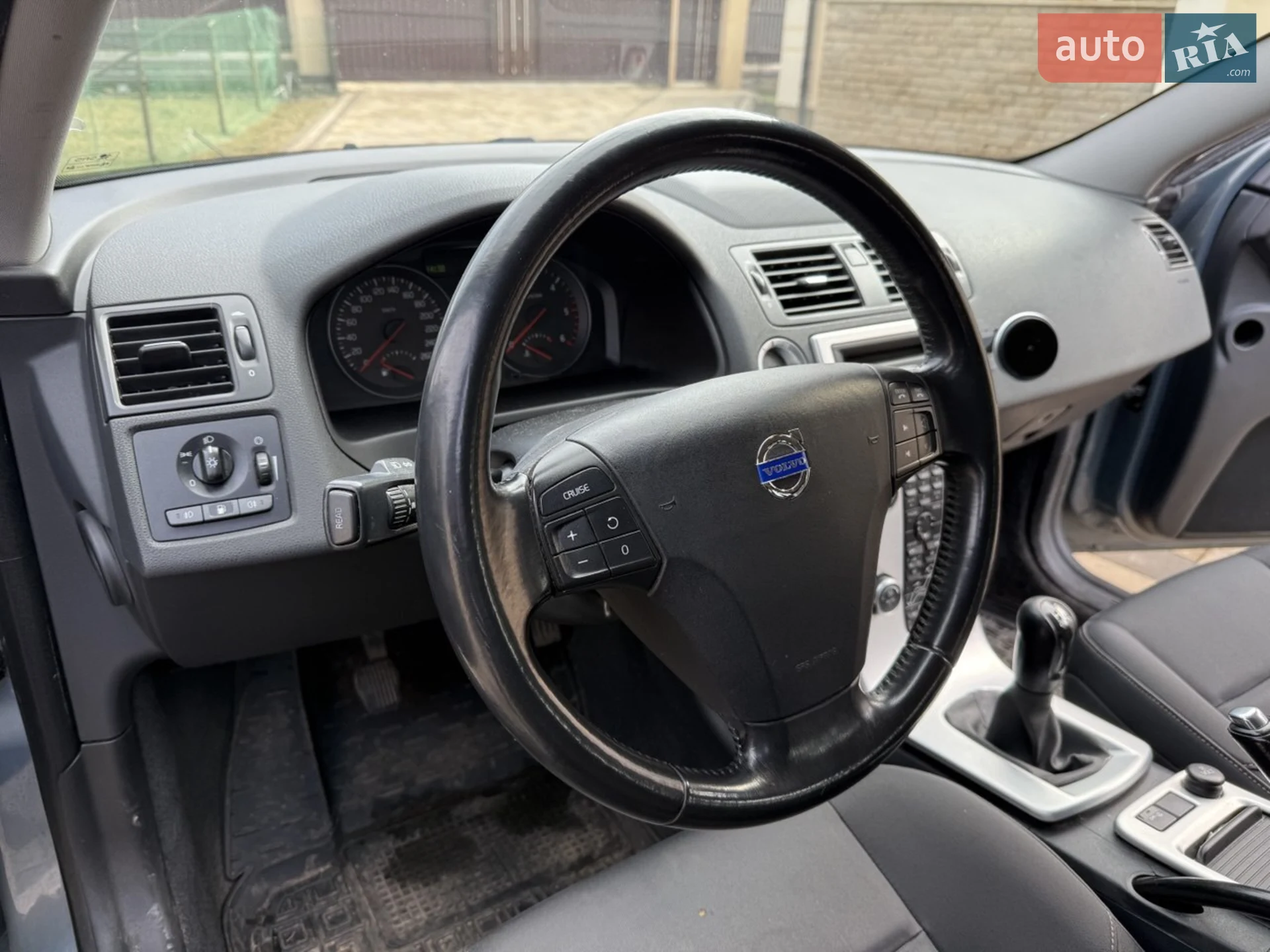 2010 Volvo V50 - мініатюра 2