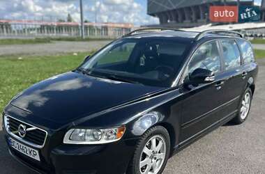 Універсал Volvo V50 2010 в Львові
