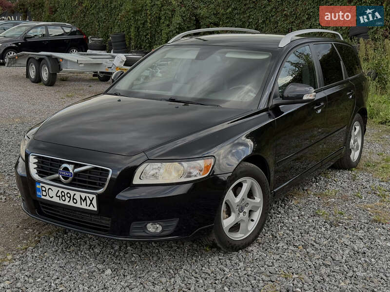 Volvo V50 2011