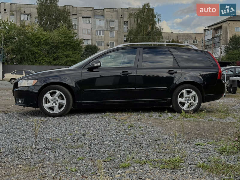 Универсал Volvo V50 2011 в Дрогобыче