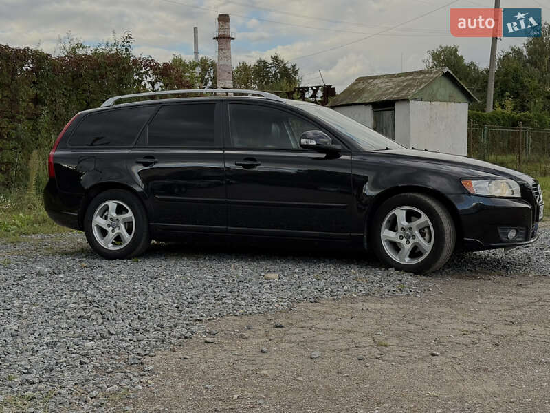 Универсал Volvo V50 2011 в Дрогобыче