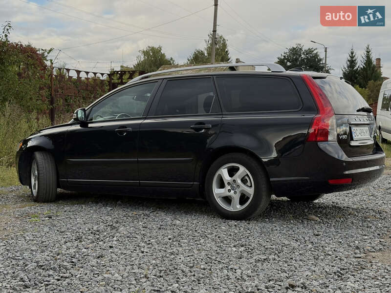 Универсал Volvo V50 2011 в Дрогобыче