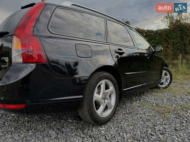 Универсал Volvo V50 2011 в Дрогобыче