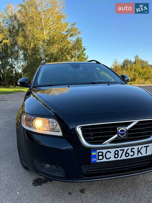Універсал Volvo V50 2009 в Старому Самборі