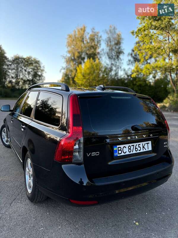 Універсал Volvo V50 2009 в Старому Самборі