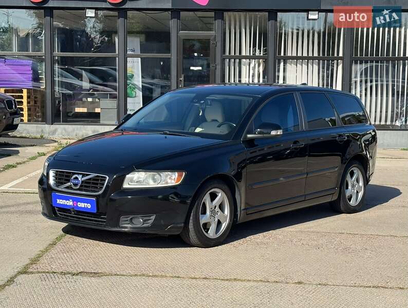 Volvo V50 2010