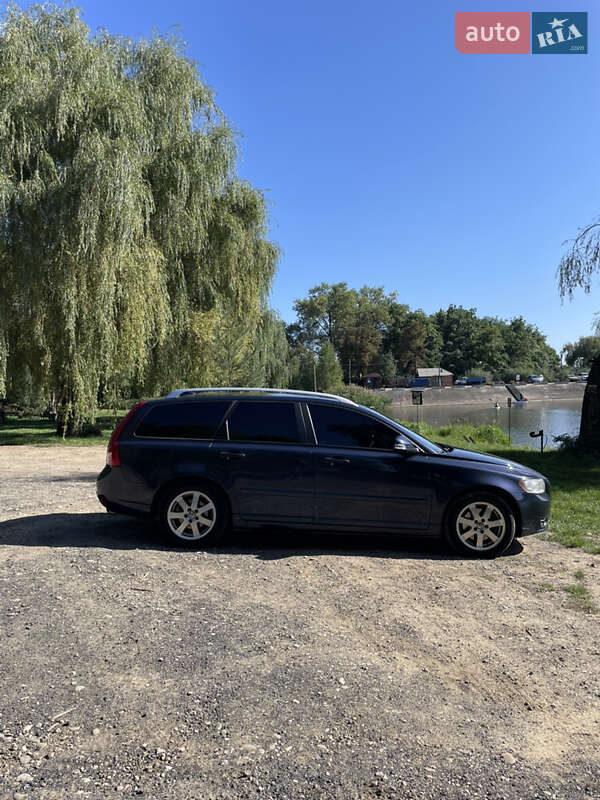 Універсал Volvo V50 2012 в Івано-Франківську