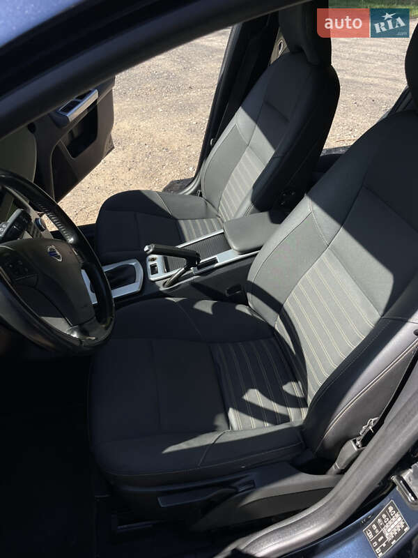 Універсал Volvo V50 2012 в Івано-Франківську