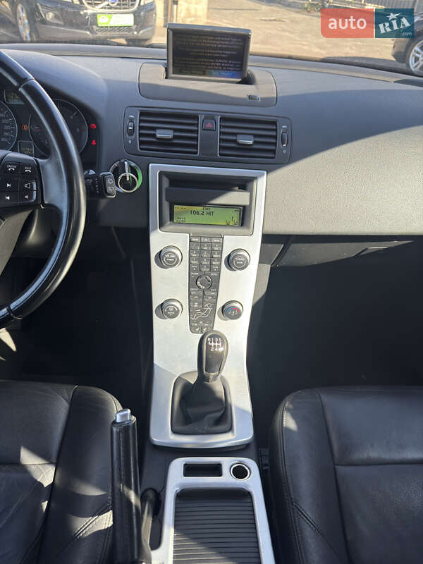 Универсал Volvo V50 2012 в Киеве