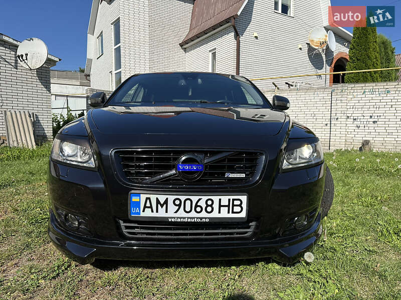 Volvo V50 2010 Volvo V50 2010