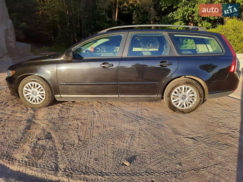 Универсал Volvo V50 2010 в Житомире