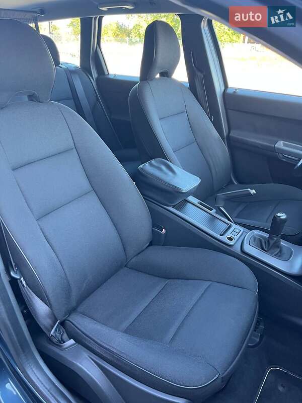 Универсал Volvo V50 2009 в Калуше