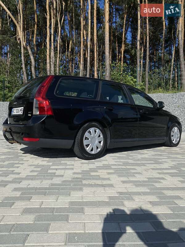 Универсал Volvo V50 2009 в Львове