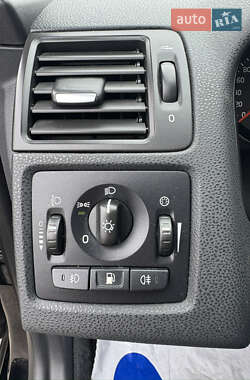 Универсал Volvo V50 2011 в 