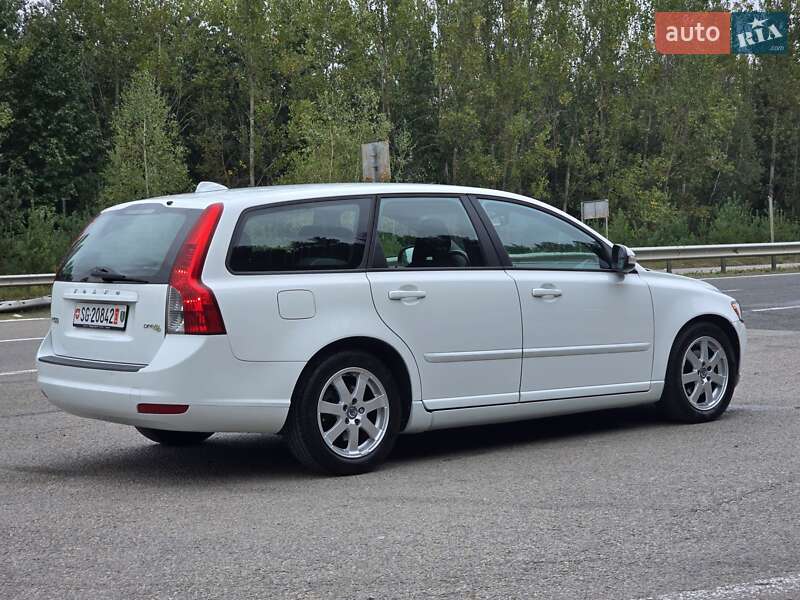 Универсал Volvo V50 2011 в Ковеле