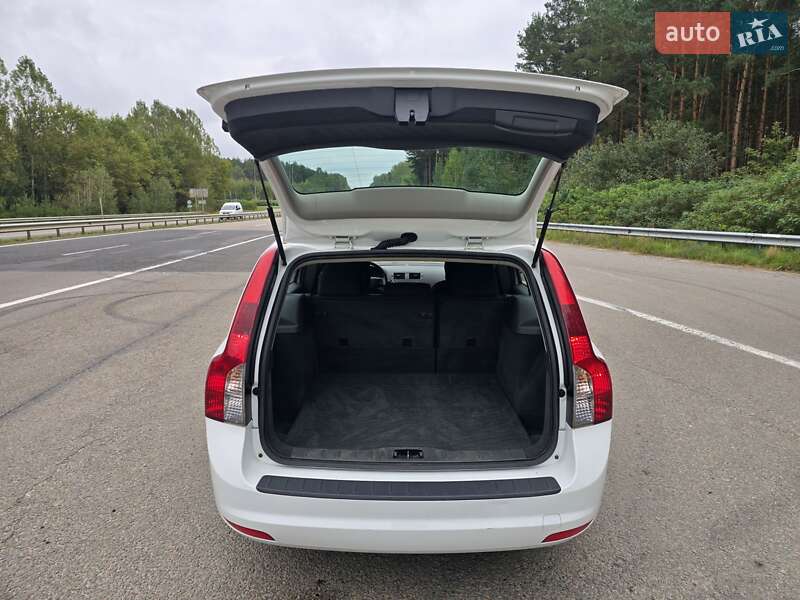 Универсал Volvo V50 2011 в Ковеле