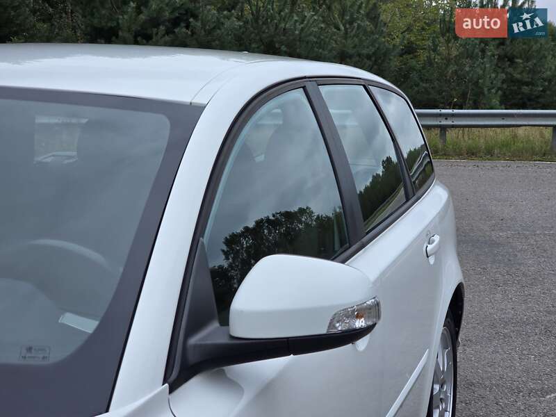 Универсал Volvo V50 2011 в Ковеле