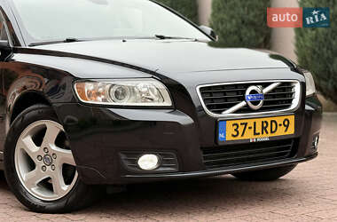 Универсал Volvo V50 2012 в 
