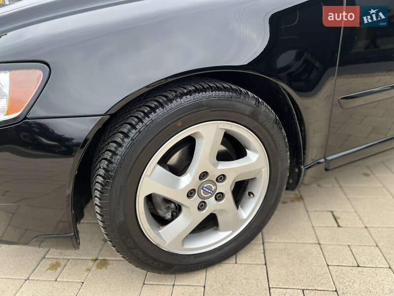 Универсал Volvo V50 2011 в Львове