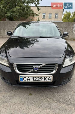 Универсал Volvo V50 2008 в Черкассах