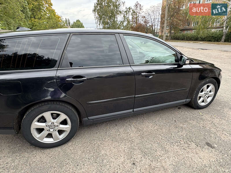 Универсал Volvo V50 2008 в Черкассах