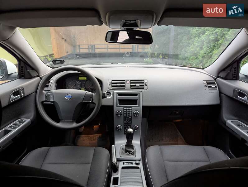 Универсал Volvo V50 2011 в Дубно фото 15 Универсал Volvo V50 2011 в Дубно