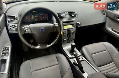 Универсал Volvo V50 2009 в 