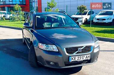 Універсал Volvo V50 2010 в Дніпрі