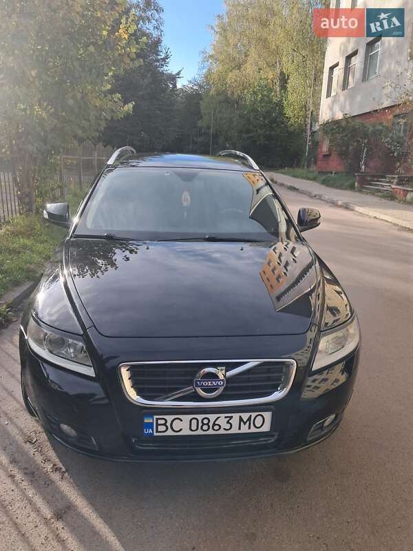 Універсал Volvo V50 2012 в Стрию фото Універсал Volvo V50 2012 в Стрию