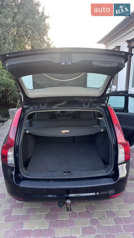 Универсал Volvo V50 2011 в Днепре
