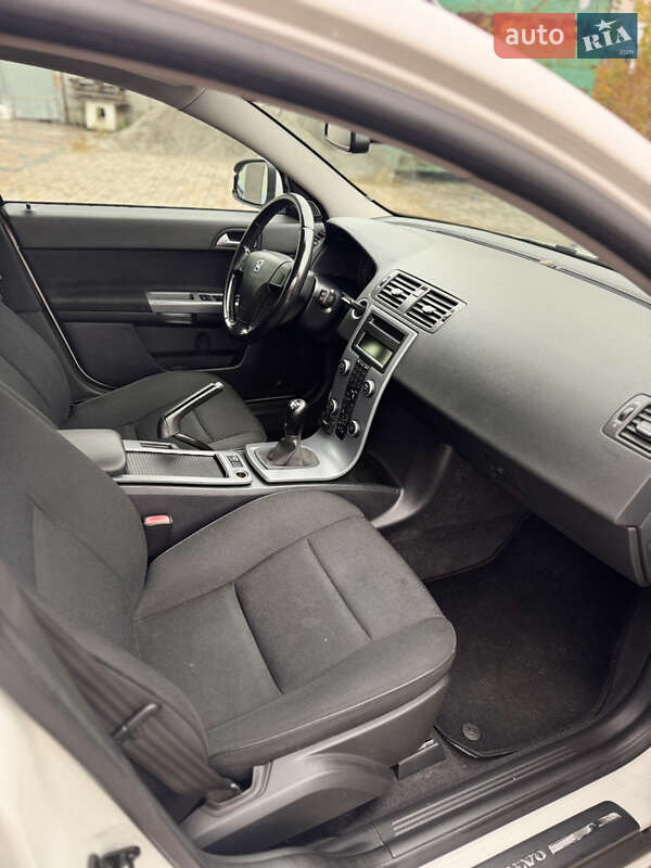 Универсал Volvo V50 2012 в Сумах фото 7 Универсал Volvo V50 2012 в Сумах