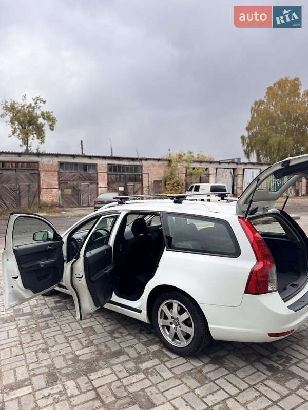 Универсал Volvo V50 2012 в Сумах фото 16 Универсал Volvo V50 2012 в Сумах