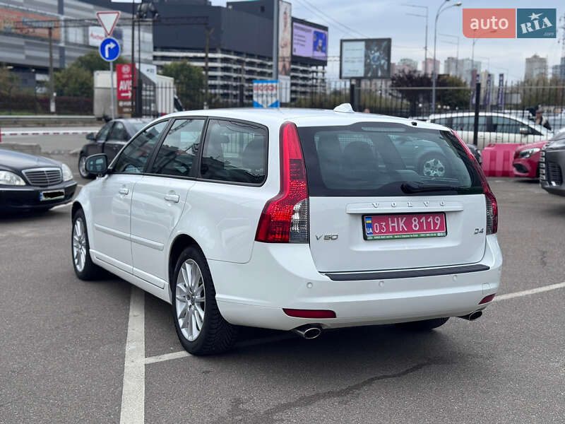 Універсал Volvo V50 2011 в Києві