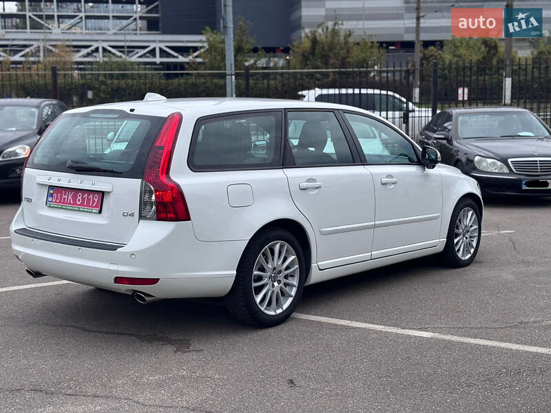 Універсал Volvo V50 2011 в Києві